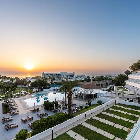 Adelais Bay Hotel Protaras